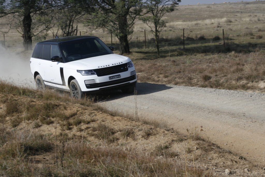 Ranger Rover PHEV plug-in hybrid