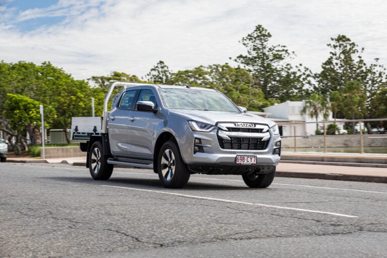 2022 Isuzu D-MAX LS-U Cab-Chassis Mercury Silver Metallic Australia MWilliams