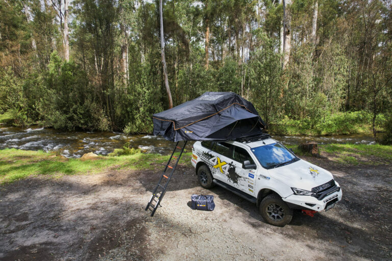 OZtrail Birdsville 1400 rooftop tent