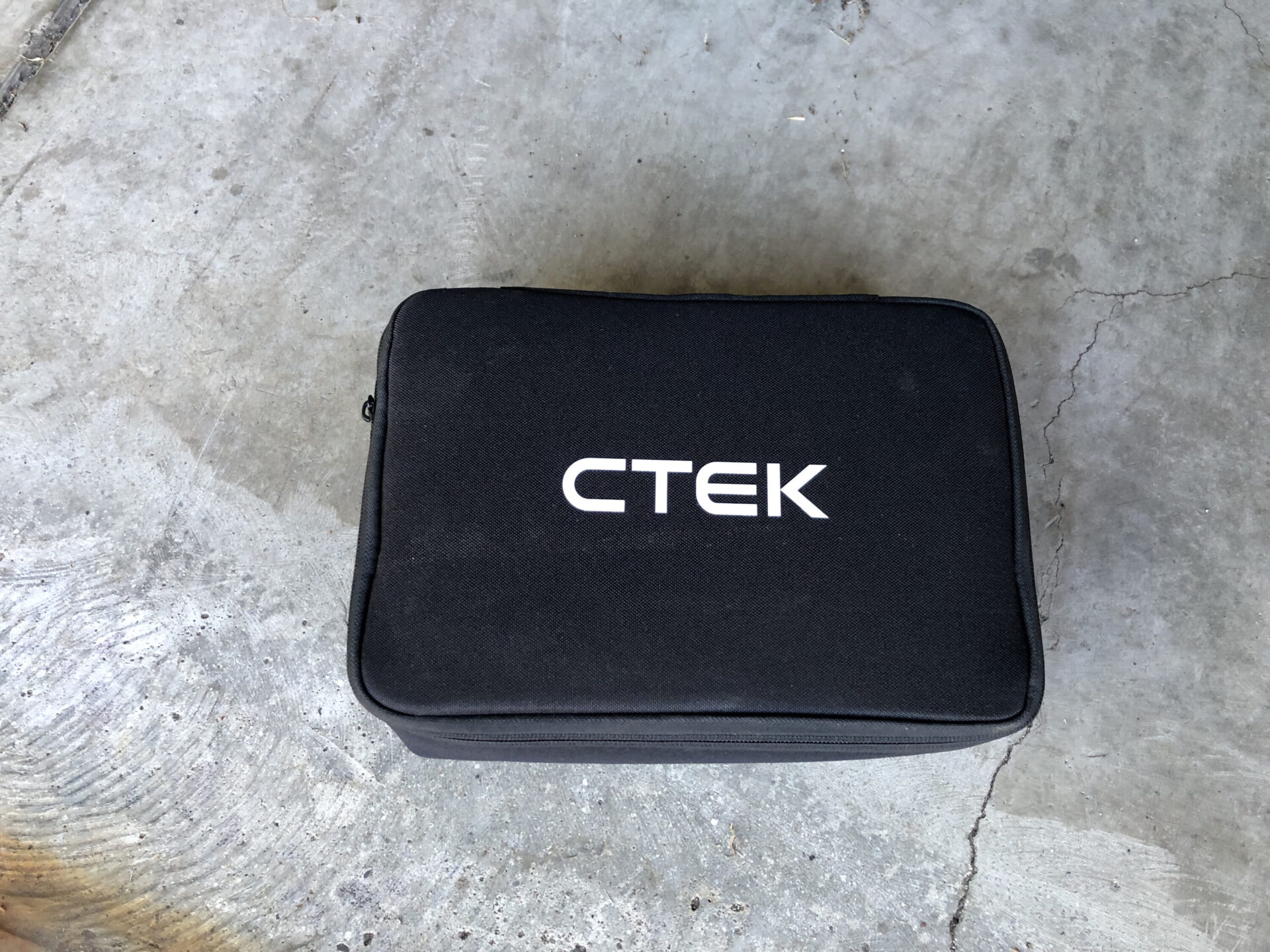 CTEK CS ONE battery charger tested