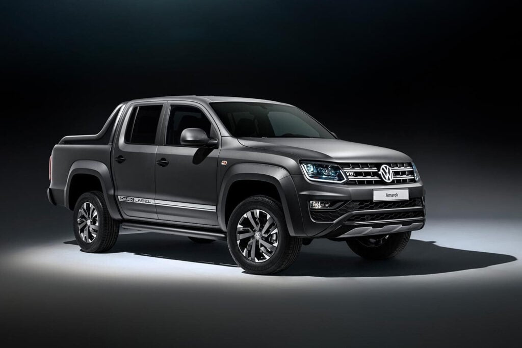 volkswagen amarok dark label
