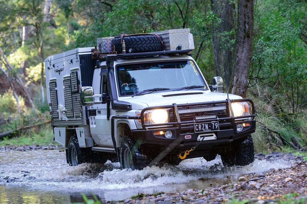 VDJ79 Land Cruiser