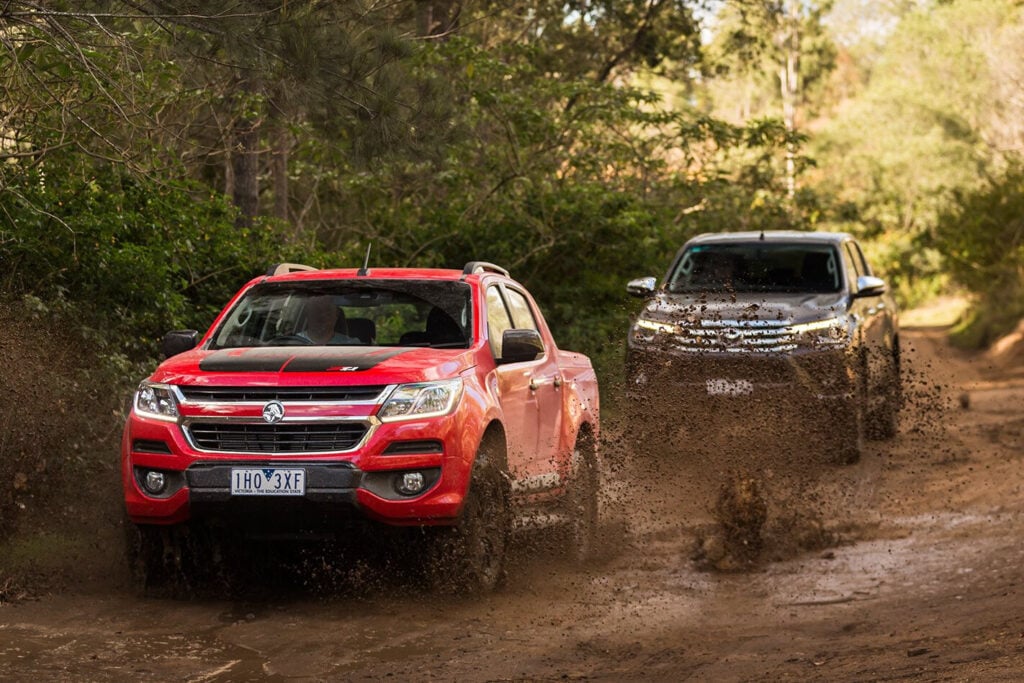 Holden Colorado Z71 vs Toyota Hilux SR5