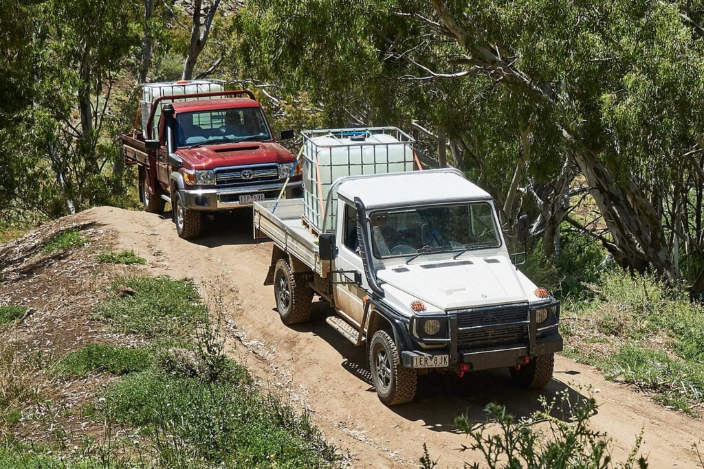 Mercedes-Benz G300 vs Toyota Land Cruiser 79 comparison main