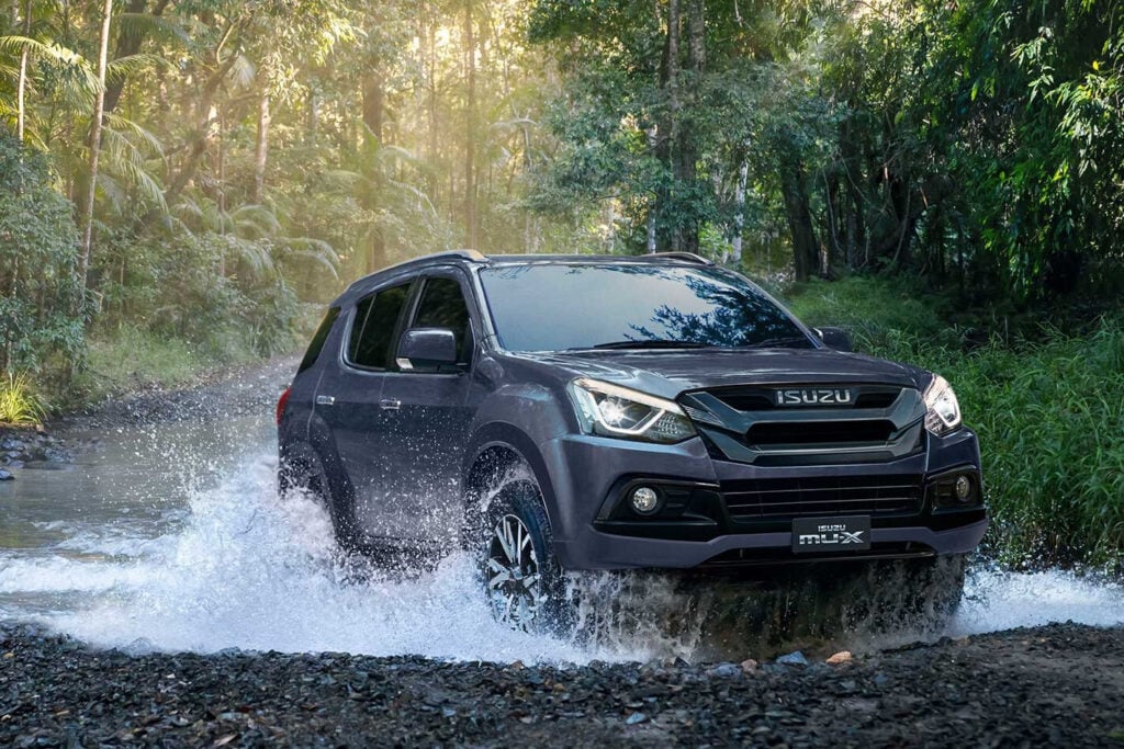 2020 Isuzu MU-X ONYX