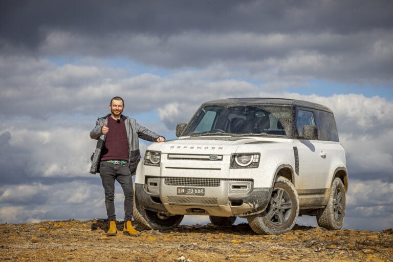 Land Rover Defender 90 D200