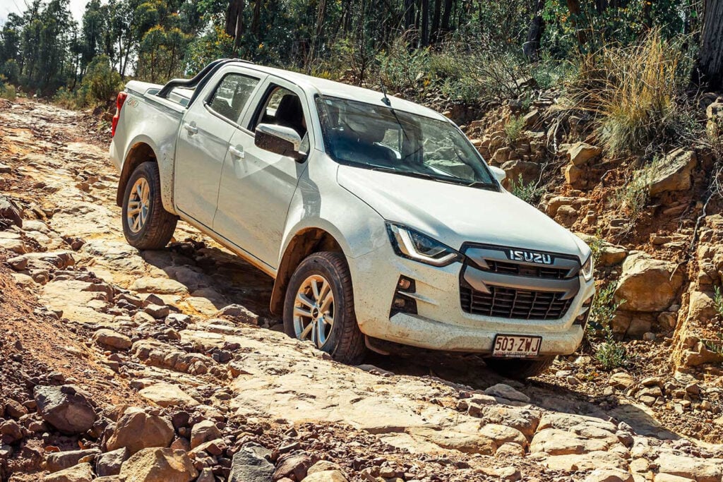 2021 Isuzu D-MAX LS-M