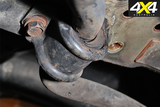 4 sway bar is distorted and needs replacing