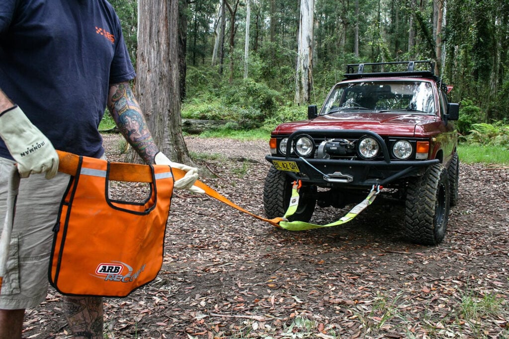 Toyota Land Cruiser ARB recovery kit