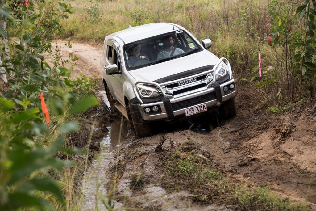 Isuzu MU X main 1