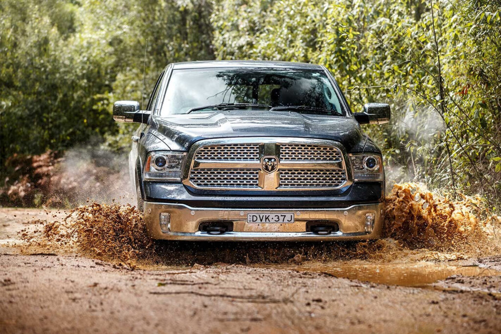 2018 RAM 1500 Laramie off-road video review
