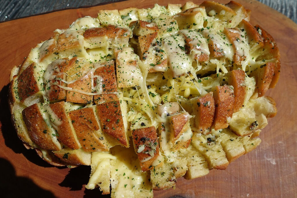 camp cooking pull apart bread 1