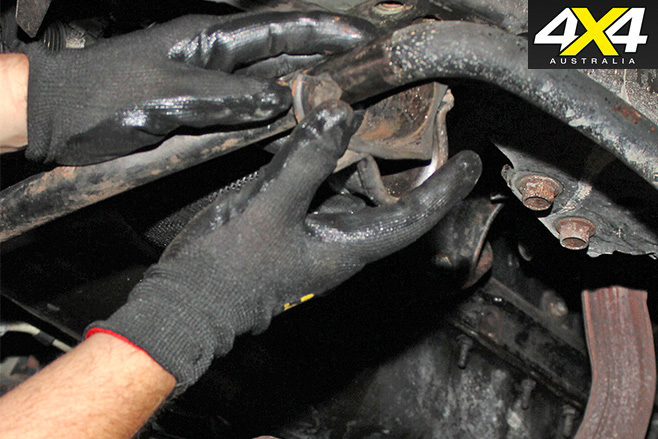 6 seperate bushing from sway bar