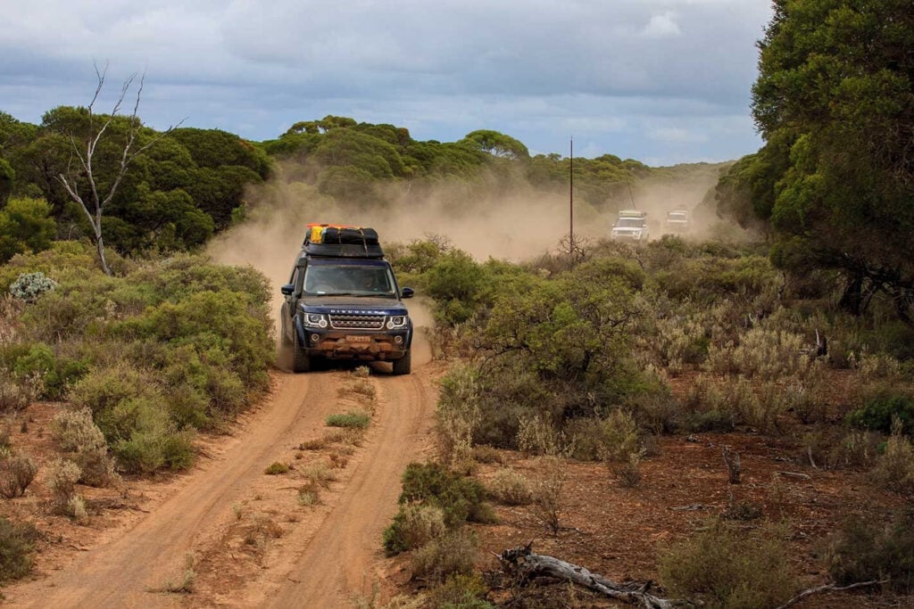 Exploring Rawlinna Station 4x4 travel guide