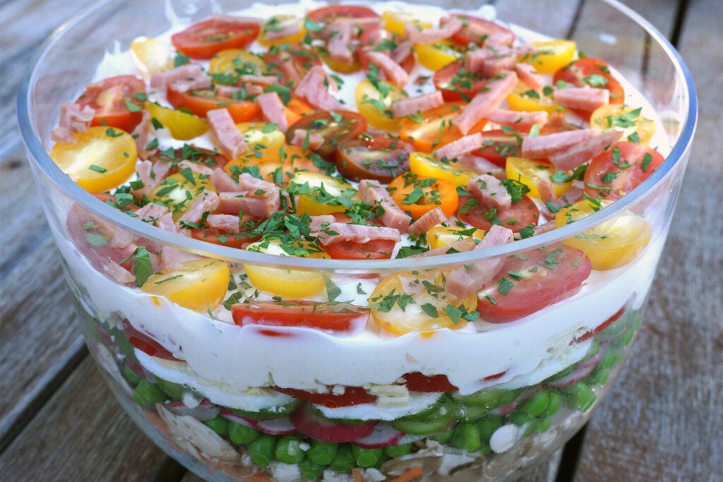 recipe Mazs layered garden salad main