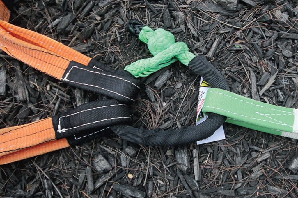 New 4x4 soft shackles recovery points 4x4 products August 2019