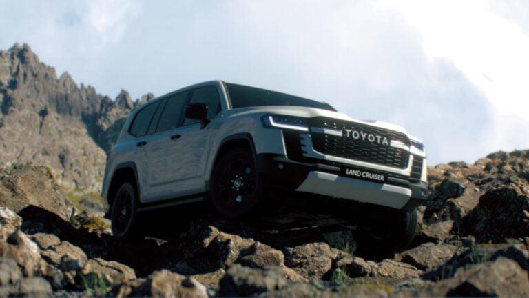 2022 Toyota LandCruiser 300 Series GR Sport