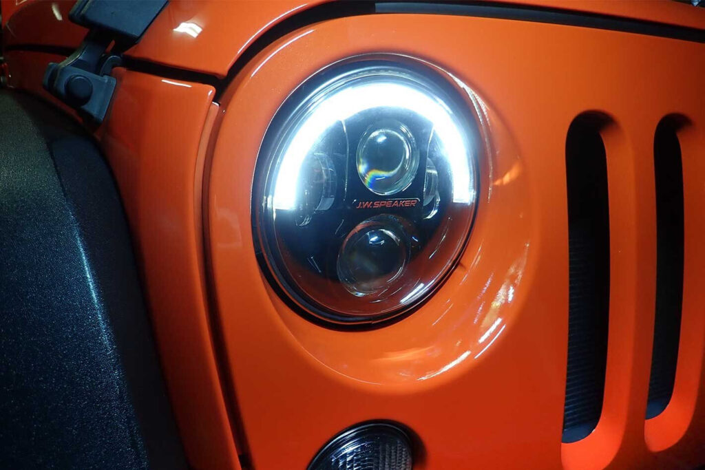 JW Speaker LED headlight product test feature