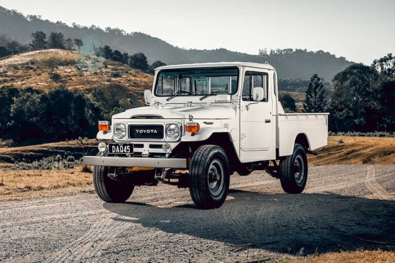 Restored custom 1984 Toyota LandCruiser FJ45 review