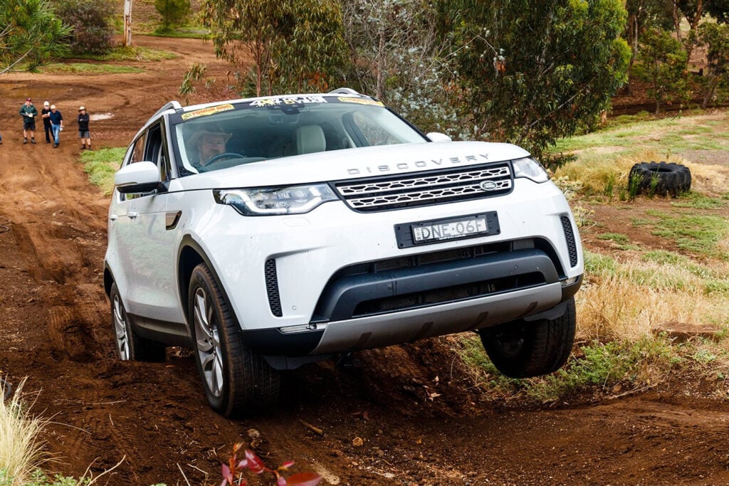 Land Rover Discovery production