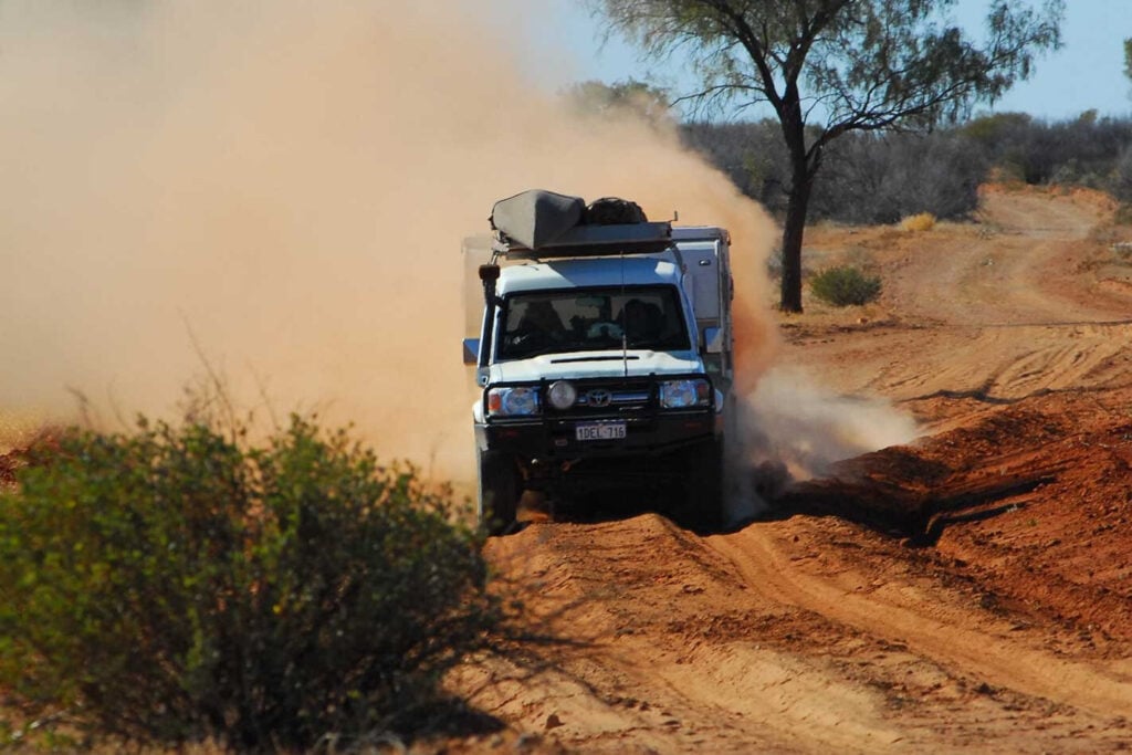 4x4 trip through Plenty Highway NT
