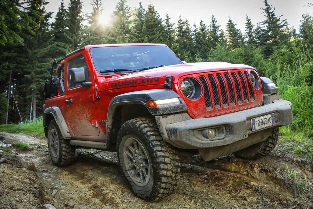 Jeep JL Wrangler powertrain details