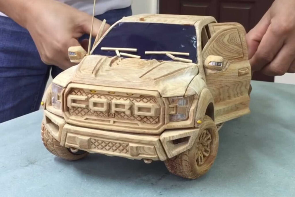 Ford F-150 Raptor woodcraft