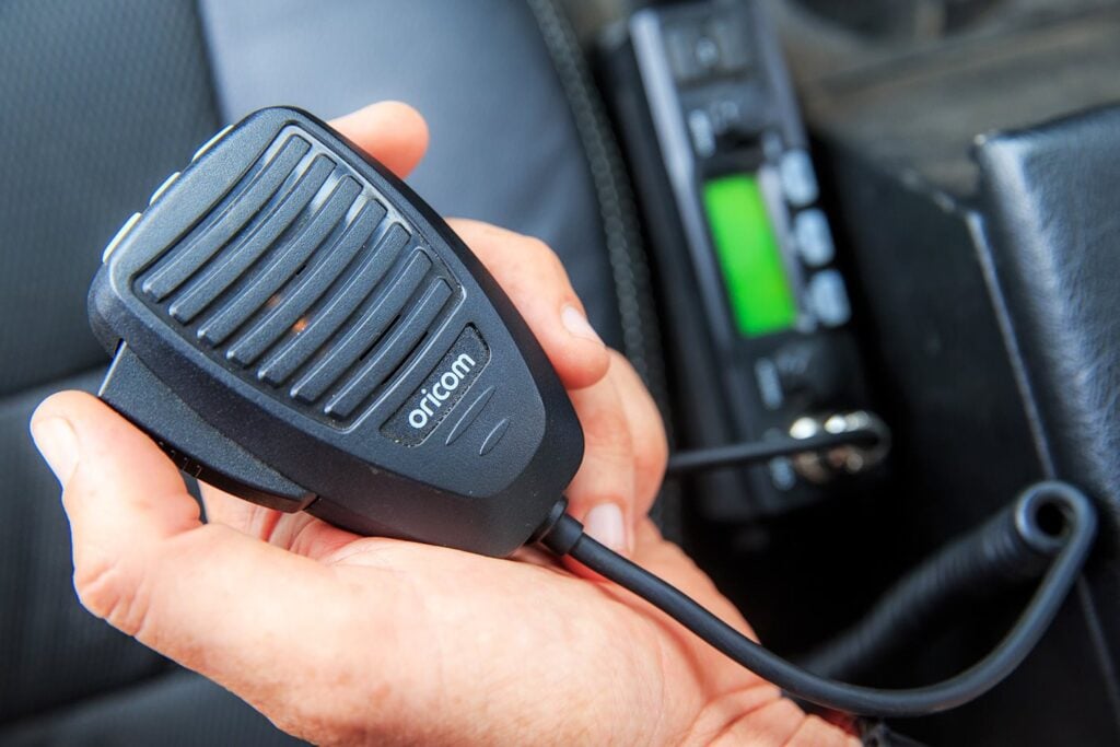 4x4 convoy communication: UHF radios