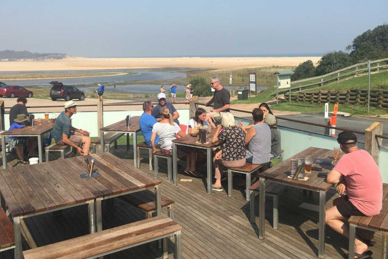 Water Wheel Beach Tavern 4x4 pub guide