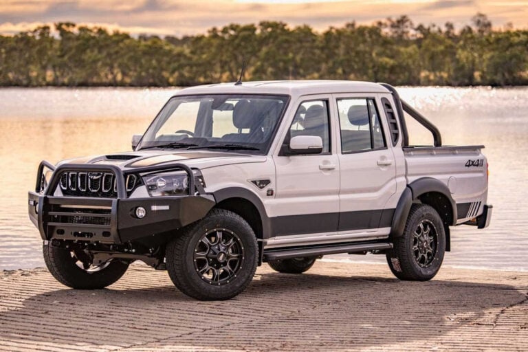 2020 Mahindra Pik-Up mHAWK