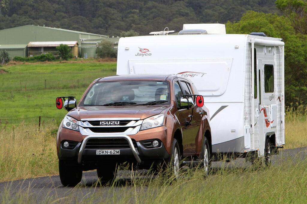 Isuzu MU X LS T 2017 Tow Test
