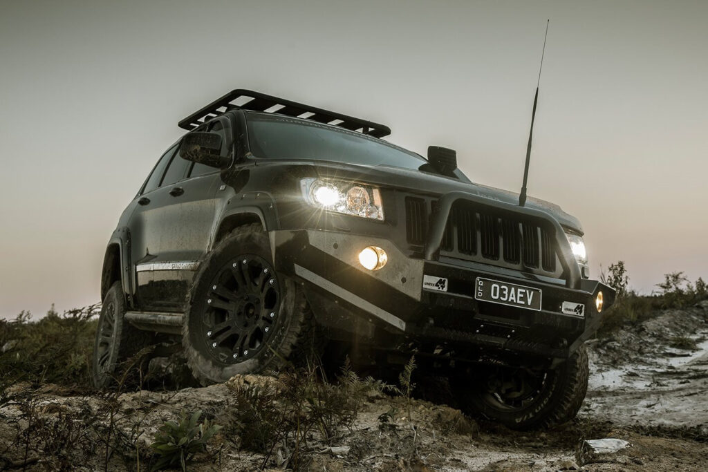 custom Jeep WK2 Grand Cherokee