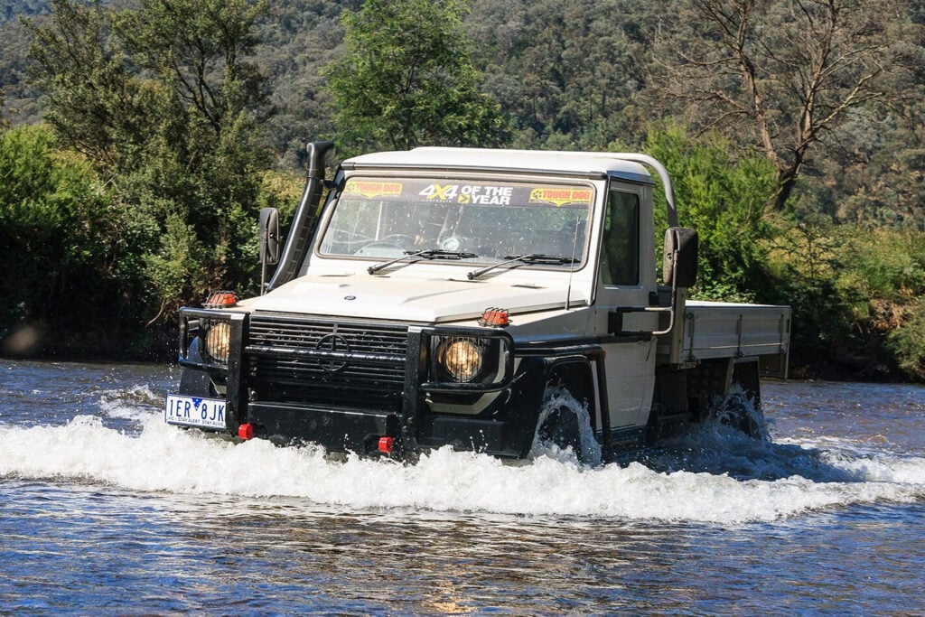 Mercedes-Benz G300