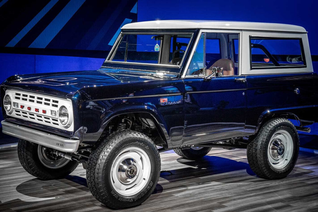 Jay Leno Ford Bronco Mustang GT500 engine SEMA 2019