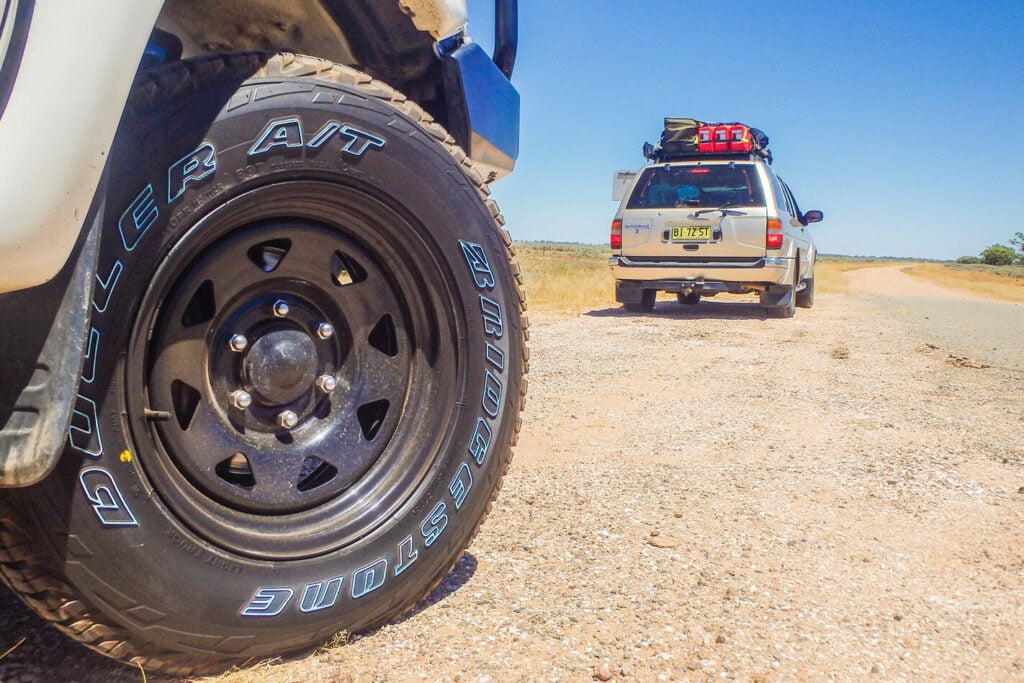 Bridgestone Dueler 697 A T