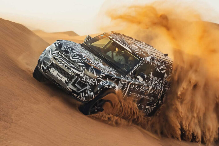 Prototype Defender Defender prototype tested on the dunes of Dubai
