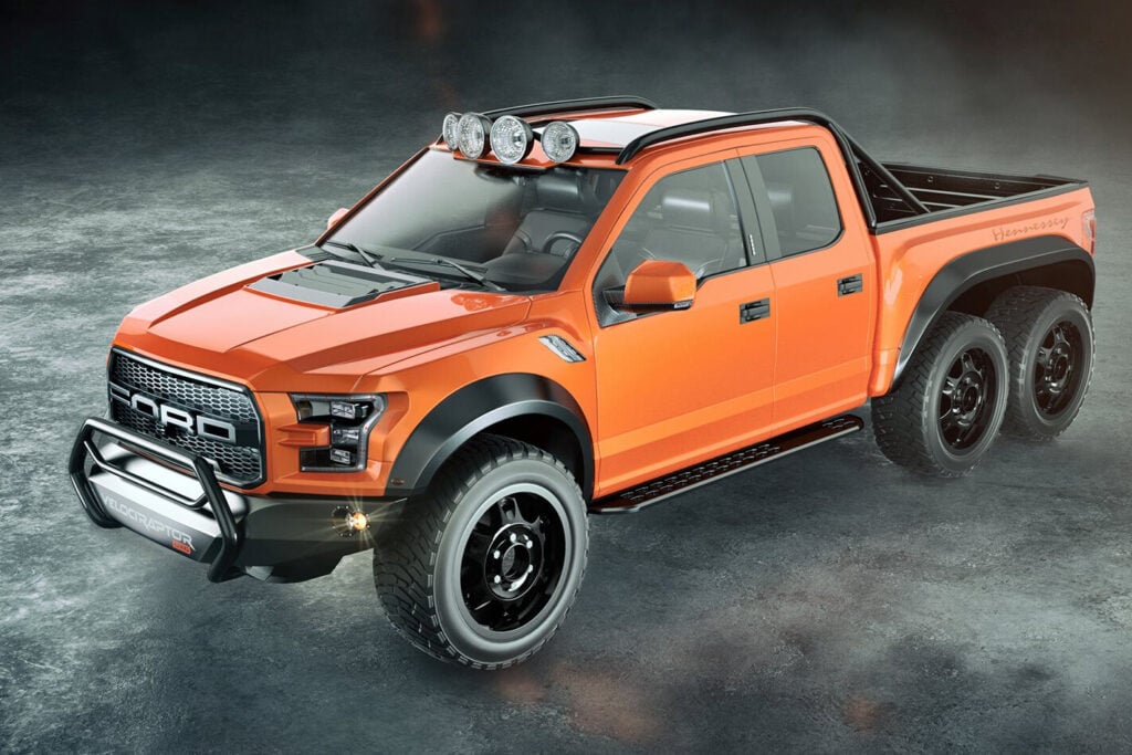 Ford VelociRaptor 6X6 front
