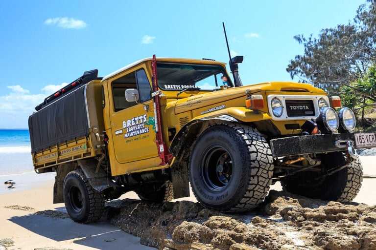 Custom 4x4: Toyota 40 Series Land Cruiser