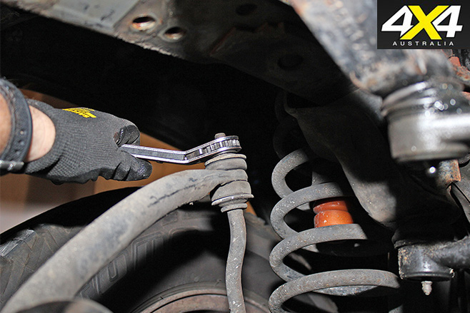 8 unbolting sway bar to link connection