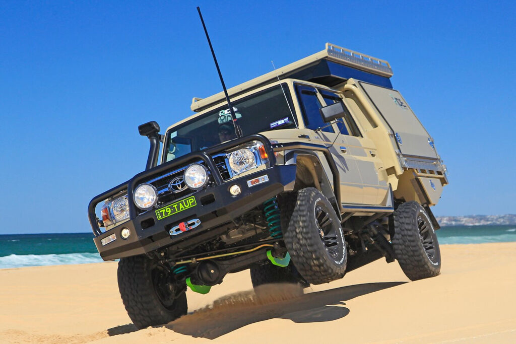 Toyota LandCruiser 79 GXL