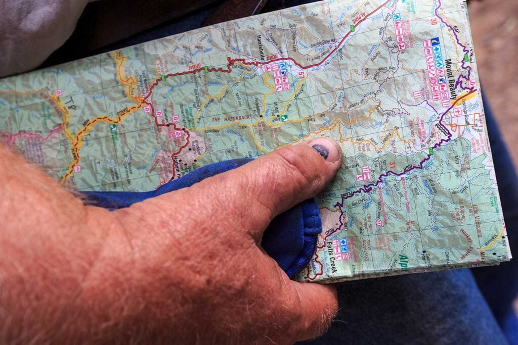 Australian Government ends production paper maps