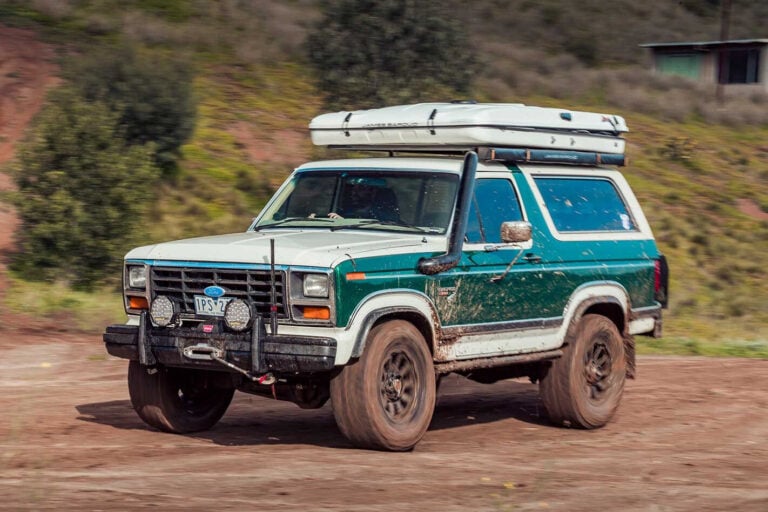 V8-powered Ford Bronco XLT build