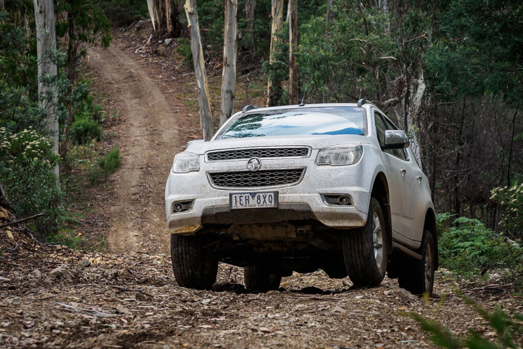 Holden and Jaguar Land Rover issue recalls