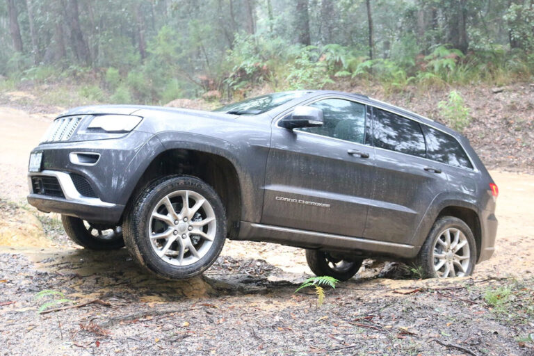 Jeep Grand Cherokee Summit diesel review