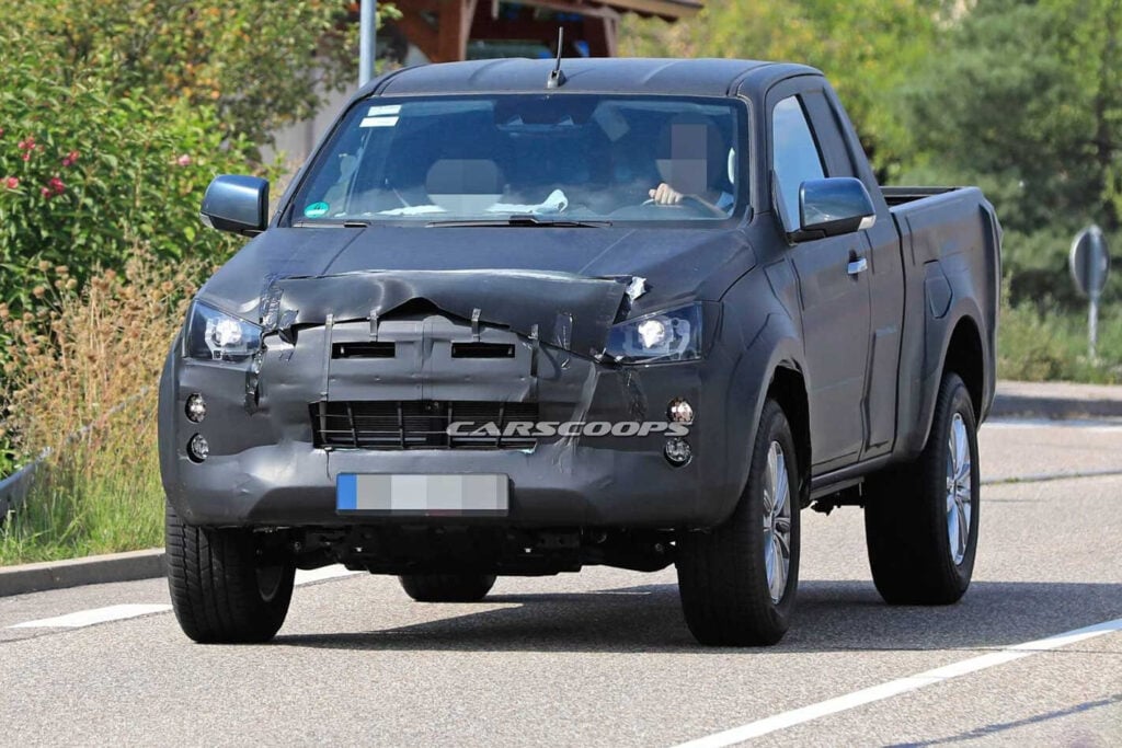 2020 Isuzu D-Max Space Cab spy shots