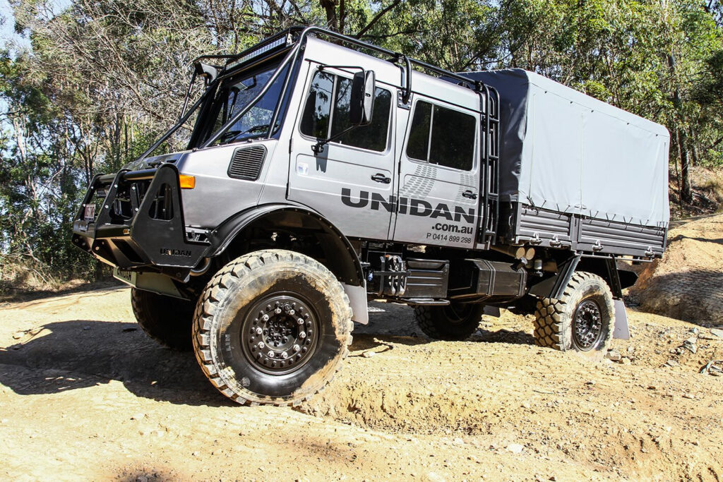 Custom 4x4: Unidan Unimog