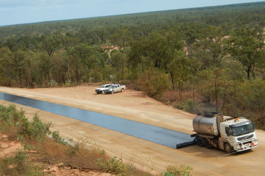Dirt Roads Tar1