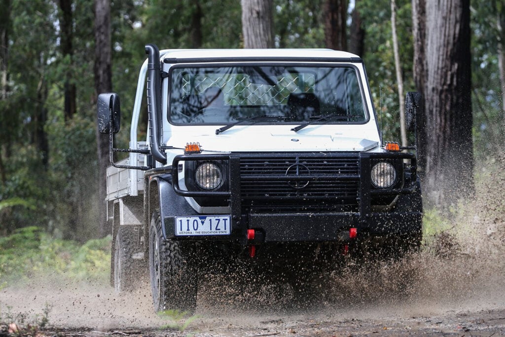 2016 Mercedes-Benz W461 G300 CDI Cab-chassis revealed