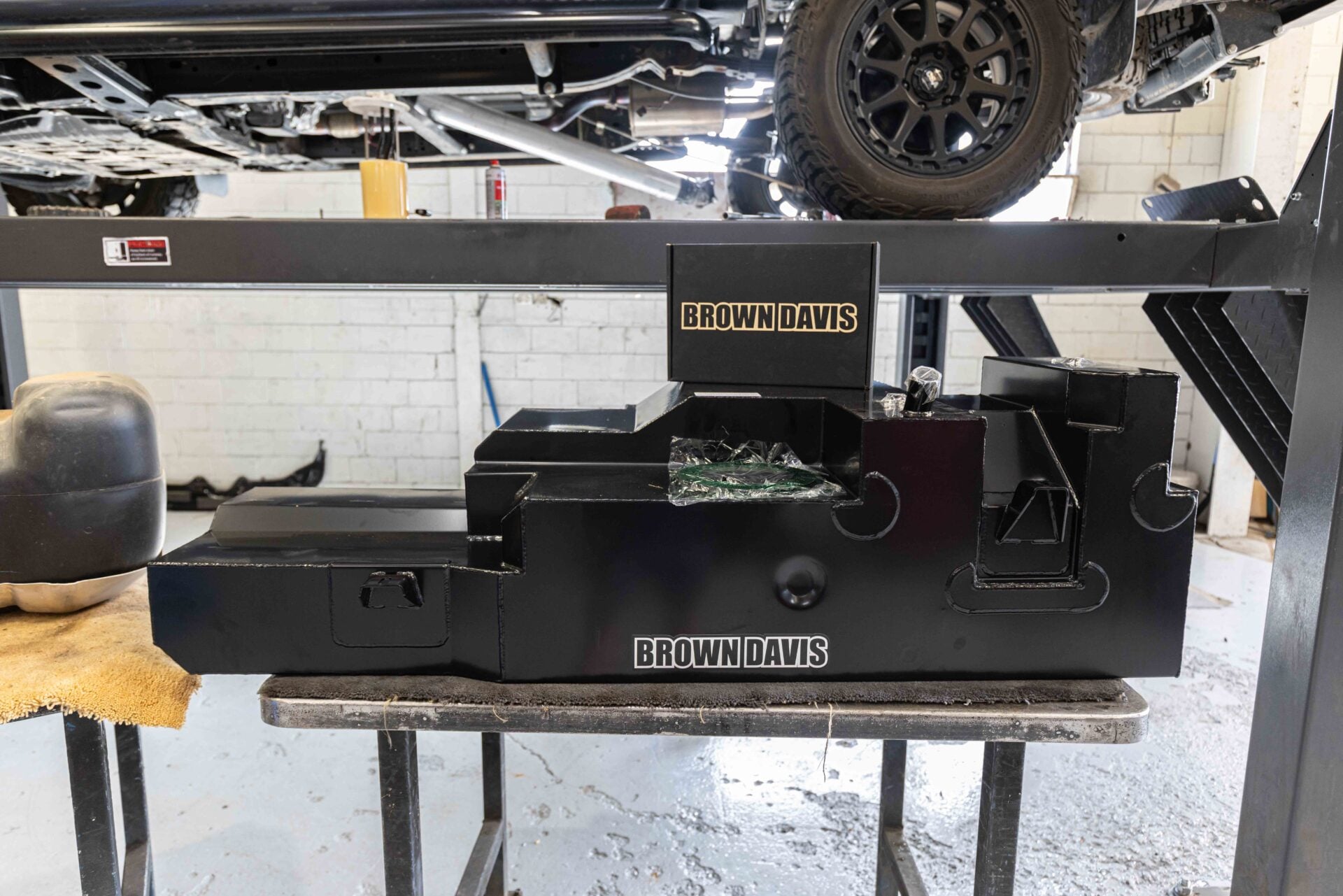 Brown Davis 145-litre replacement tank review